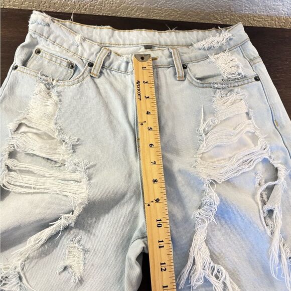 Carmar Light Wash Denim Ripped Jeans Size 27 - Picture 10 of 11